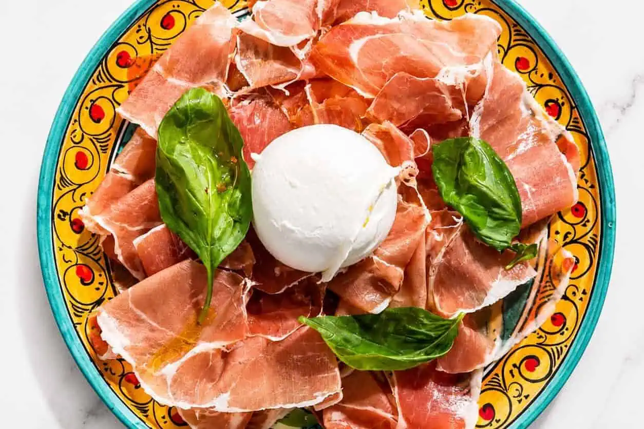 Prosciutto e Burrata - Prosciutto San Daniele & La Stella Buffalo Latticini Burrata, Grissini